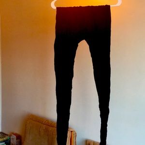 Black leggings
